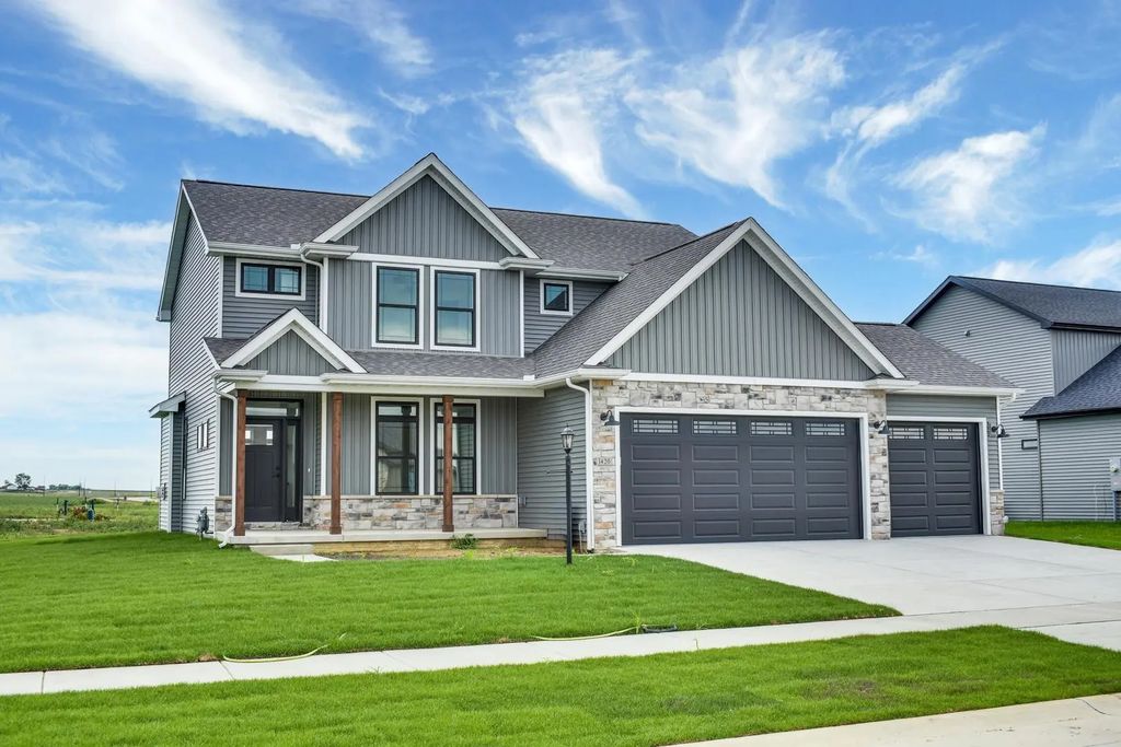 1420 Tinley Lane, Mahomet