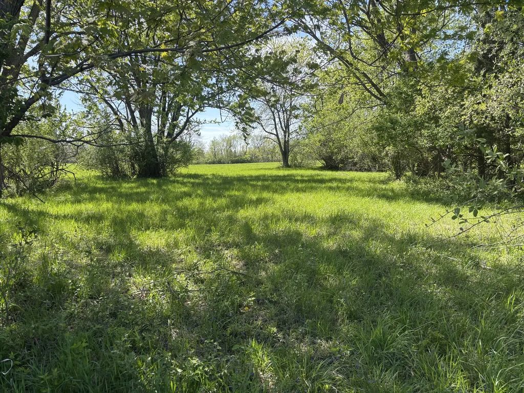 650 Lake Wildwood Drive, Varna