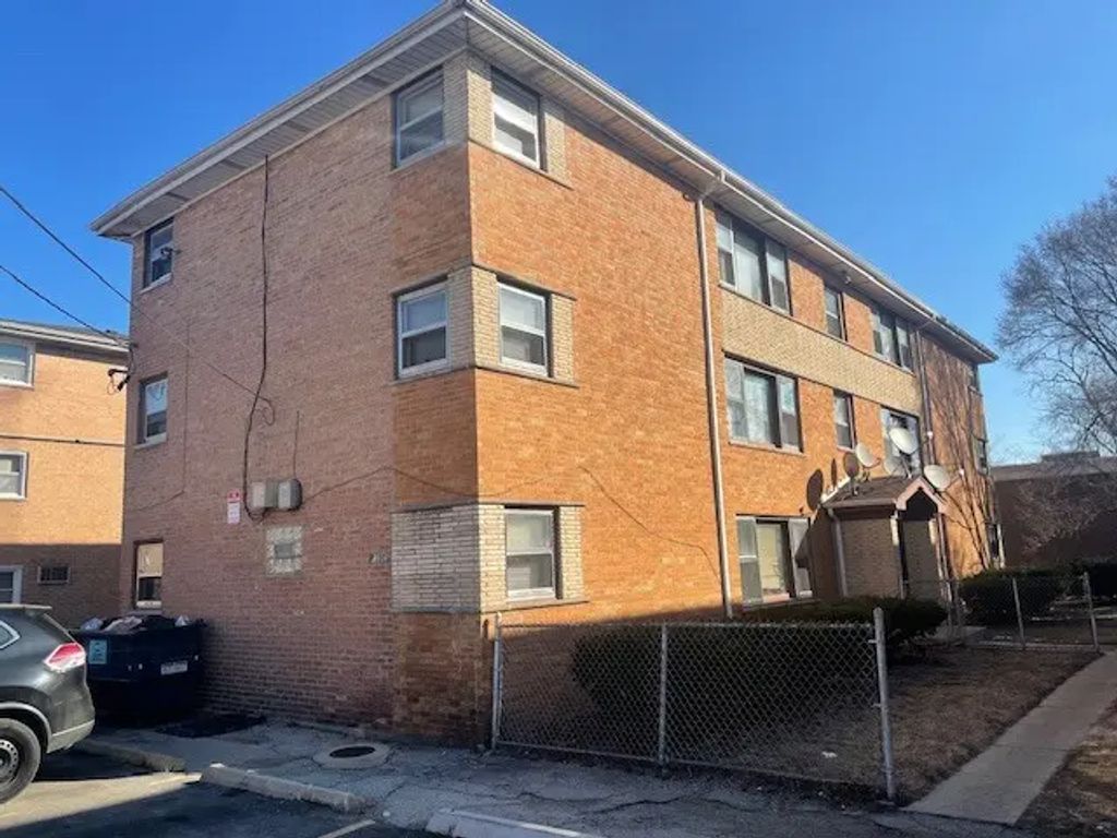 12934 Page Court, Blue Island
