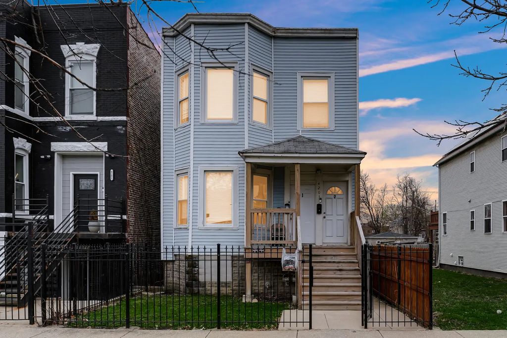 4203 W Maypole Avenue, Chicago
