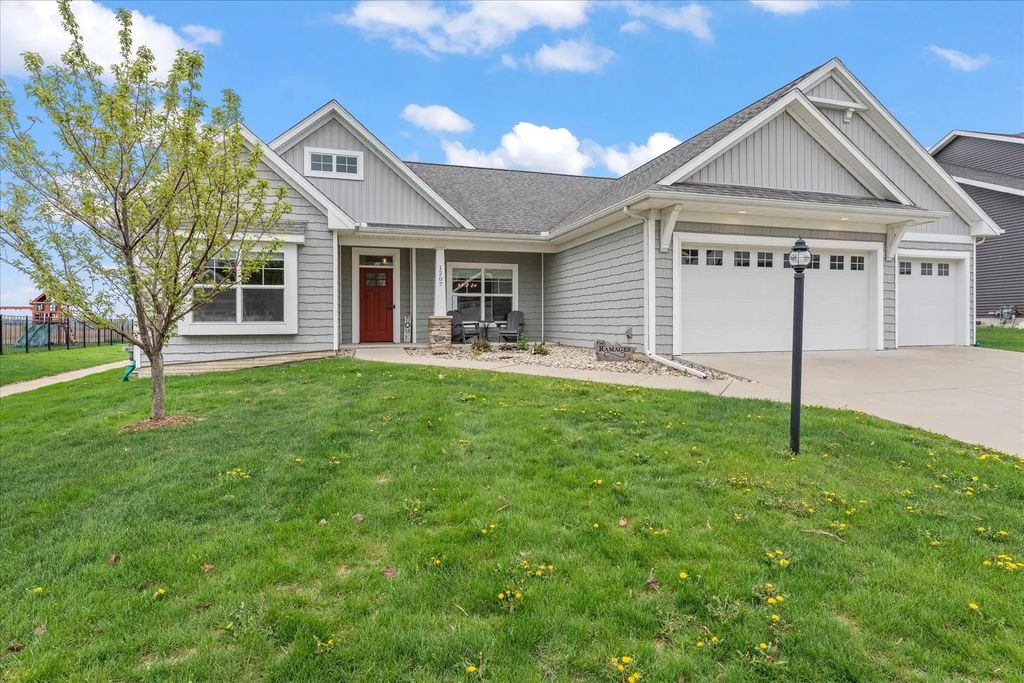 1207 Morningside Lane, Mahomet