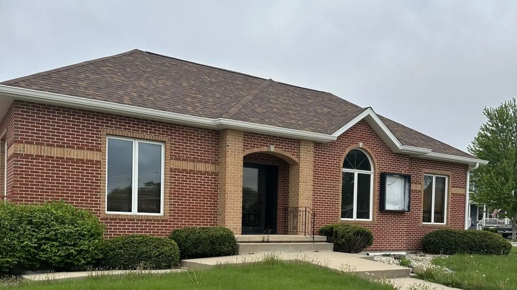 2504 4th Street, Peru