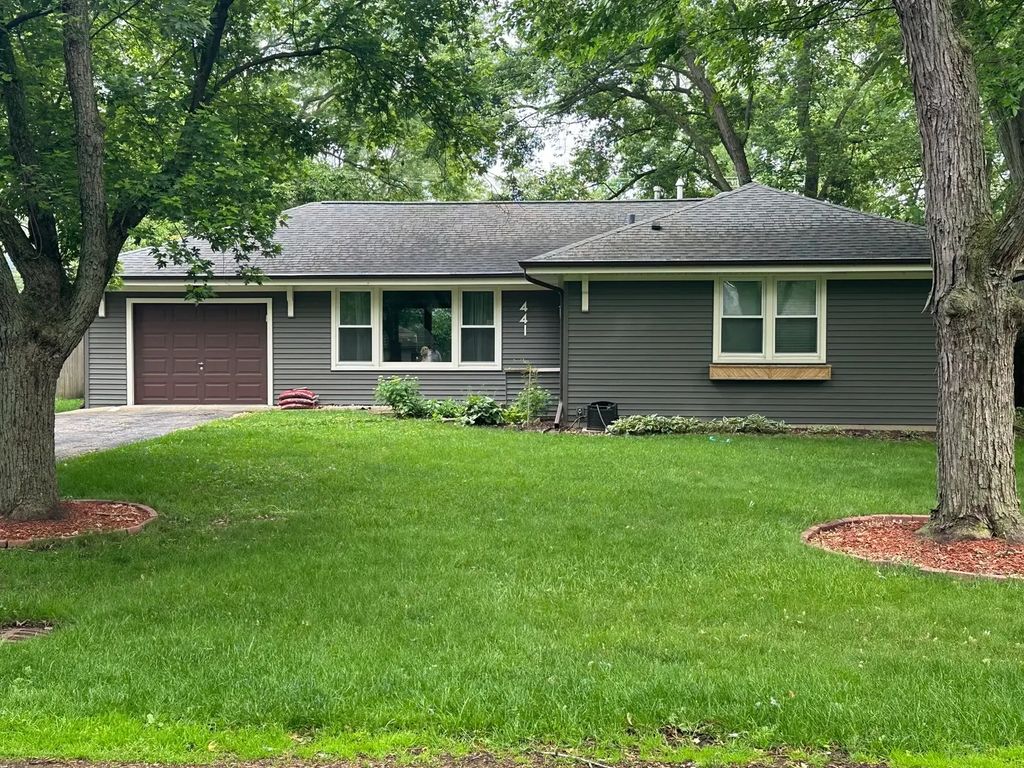 22w441 Arbor Lane, Glen Ellyn