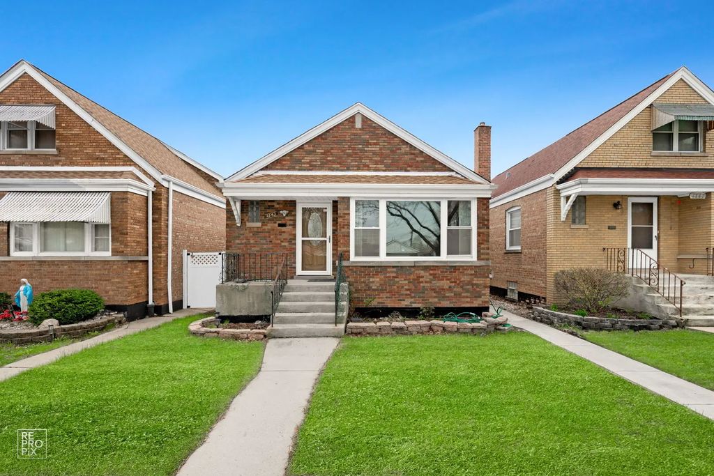 4143 W Marquette Road, Chicago