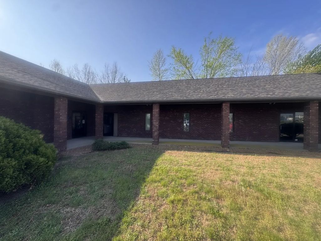 103 Airway Drive, Marion