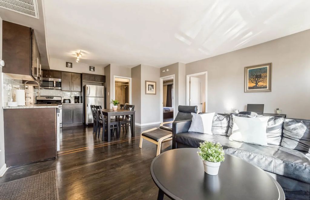 4136 W Palmer Street, Chicago, 60639