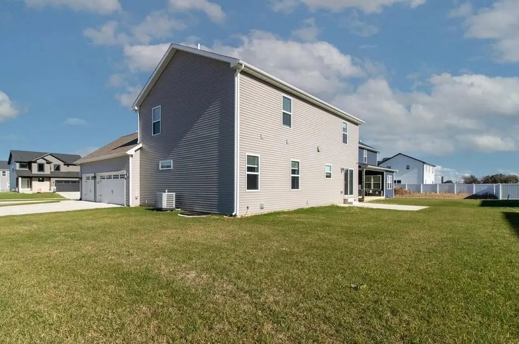6101 Wrigley Drive, Bloomington