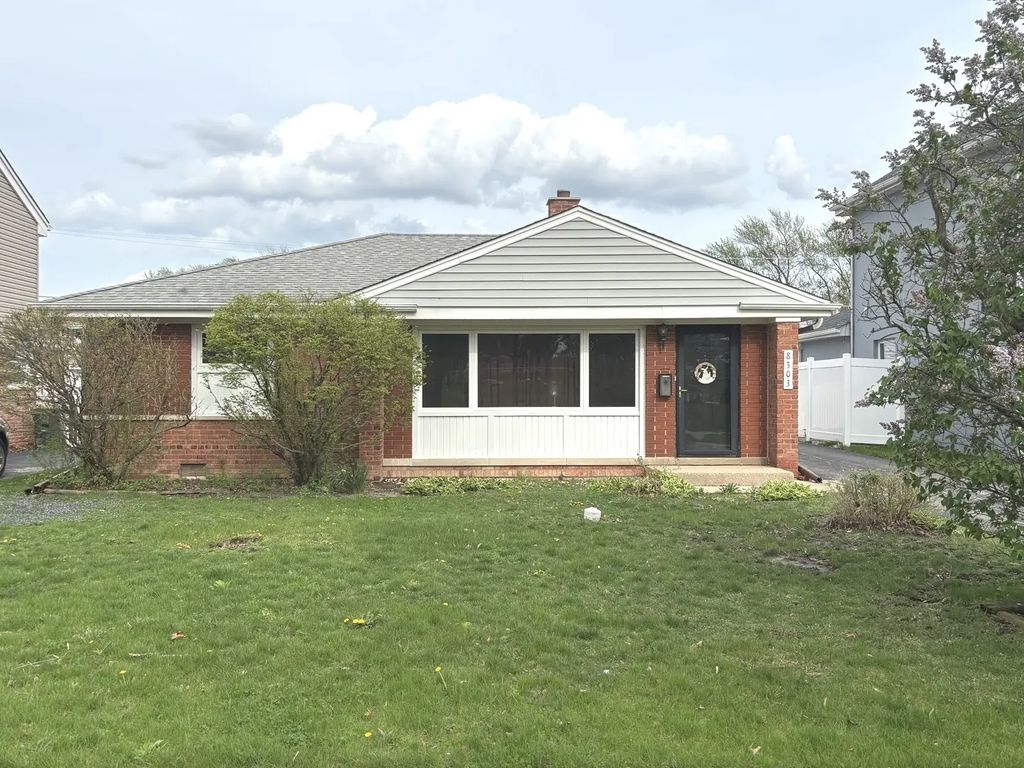 8303 N Washington Street, Niles