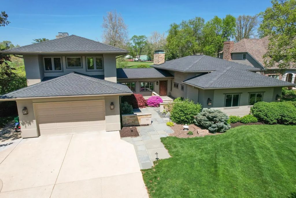 60 Greencroft Drive, Champaign