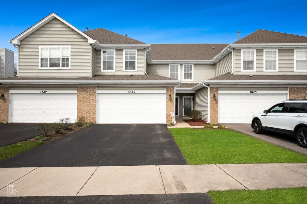 1827 Golden Gate Lane, Naperville