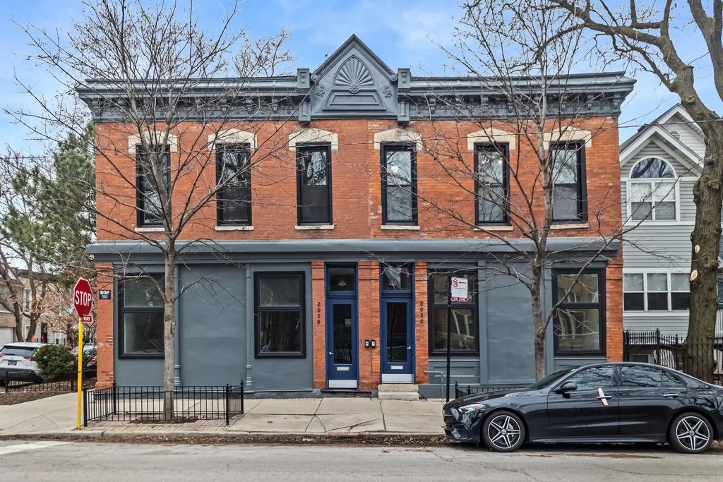 2030 N Oakley Avenue 2f, Chicago, 60647