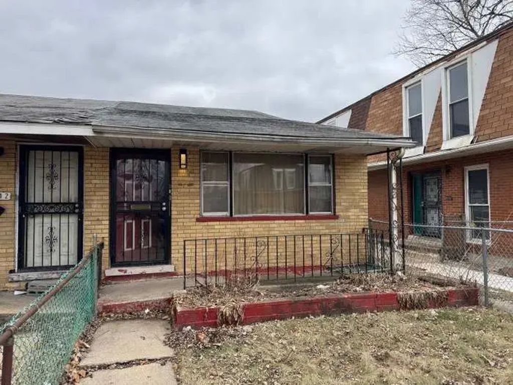 11540 S Racine Avenue, Chicago, 60643