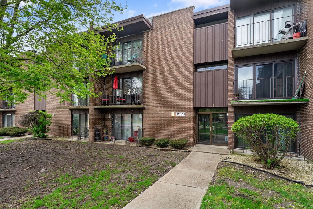 12821 S Kenneth Avenue B3, Alsip