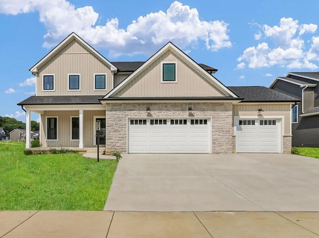 1113 Willowgrove Lane, Mahomet