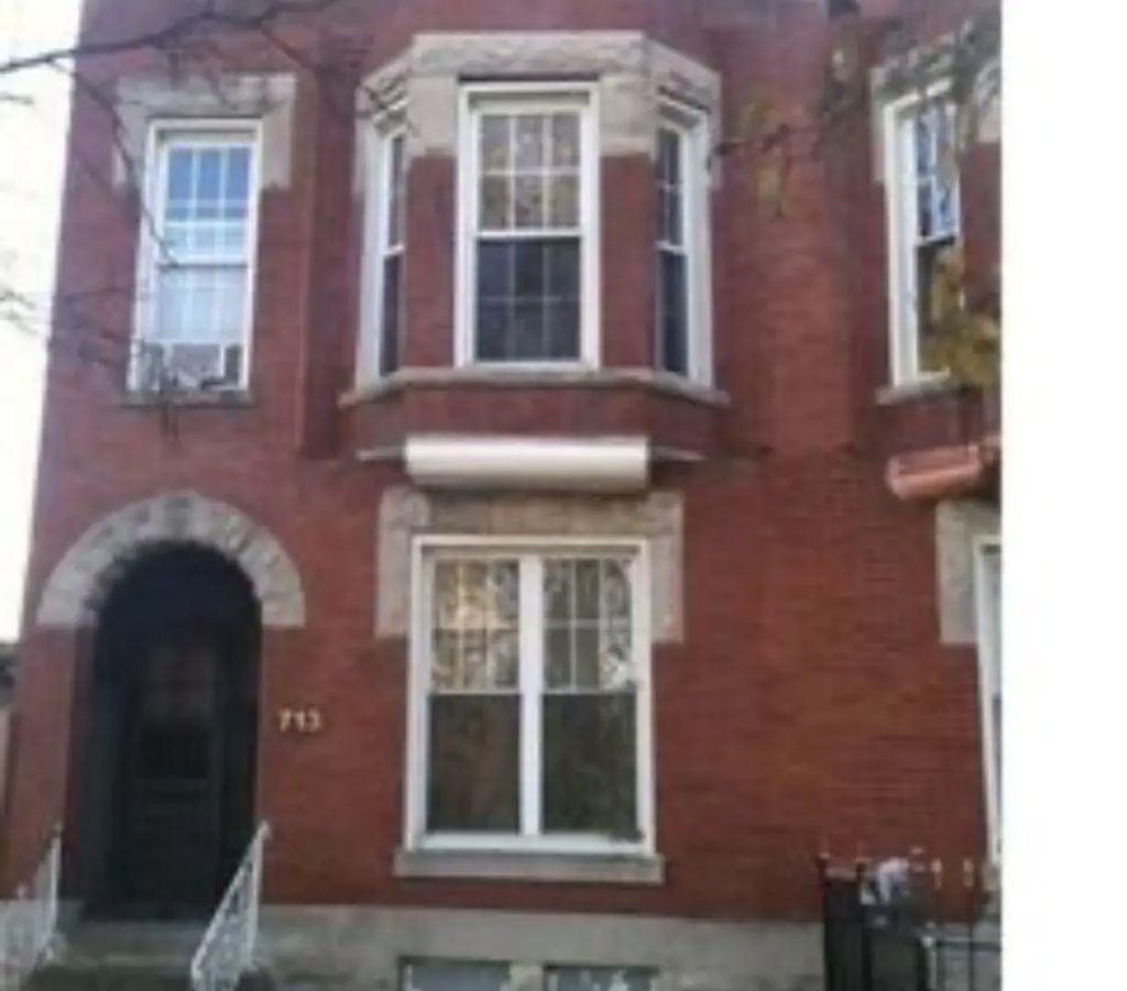 715 W 50th Street, Chicago