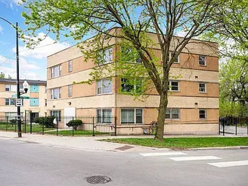 7800 S Exchange Avenue, Chicago, 60649