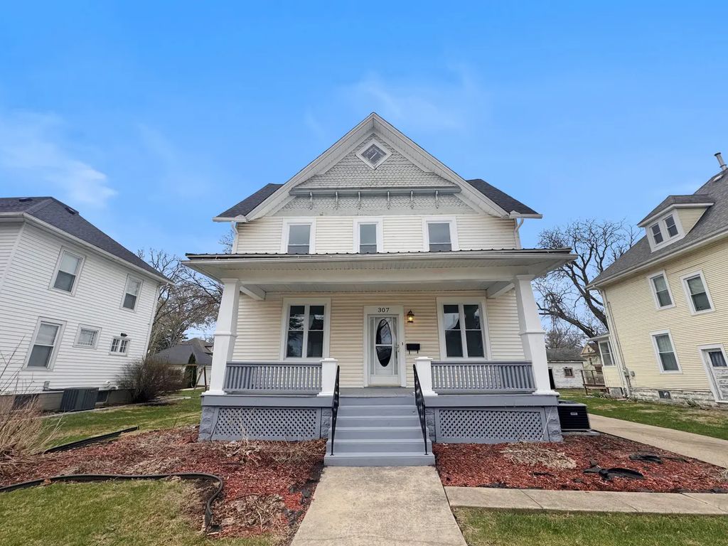 307 W 11th Street, Sterling