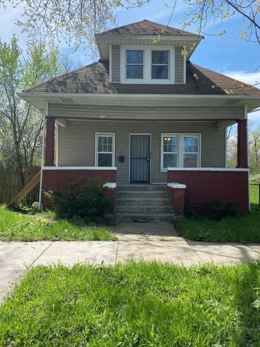 317 E 134th Street, Chicago, 60827