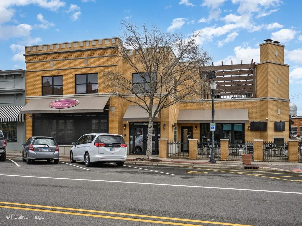 250 Center Street, Grayslake