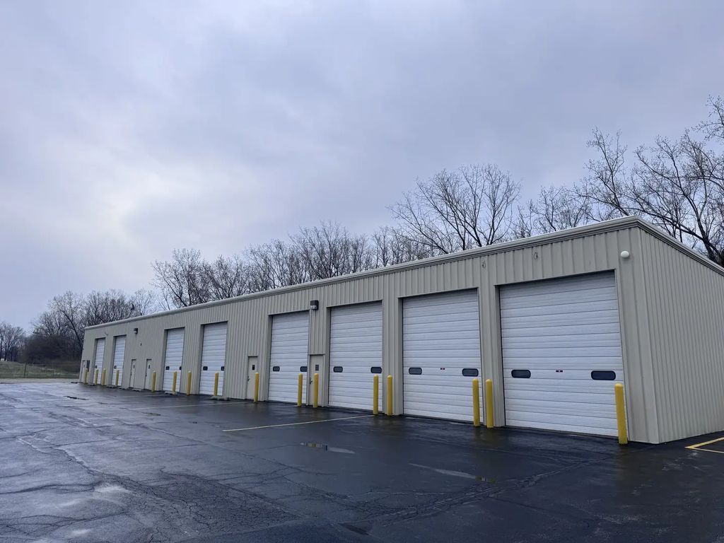 3131 W 76th Street 34, Davenport