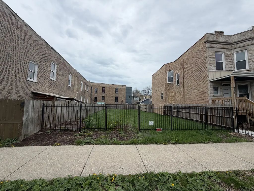 1053 N Lawndale Avenue, Chicago, 60651