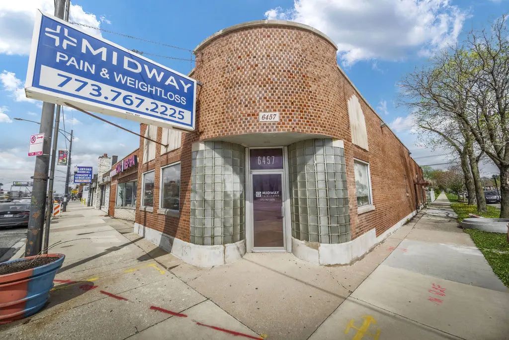 6457 S Pulaski Road Back, Chicago