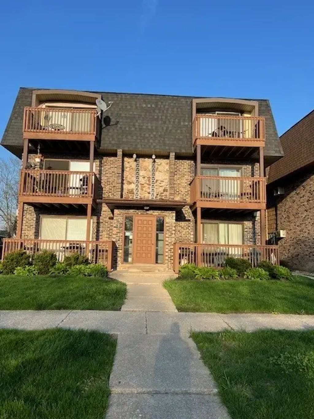 14747 Kenton Avenue 2a, Midlothian