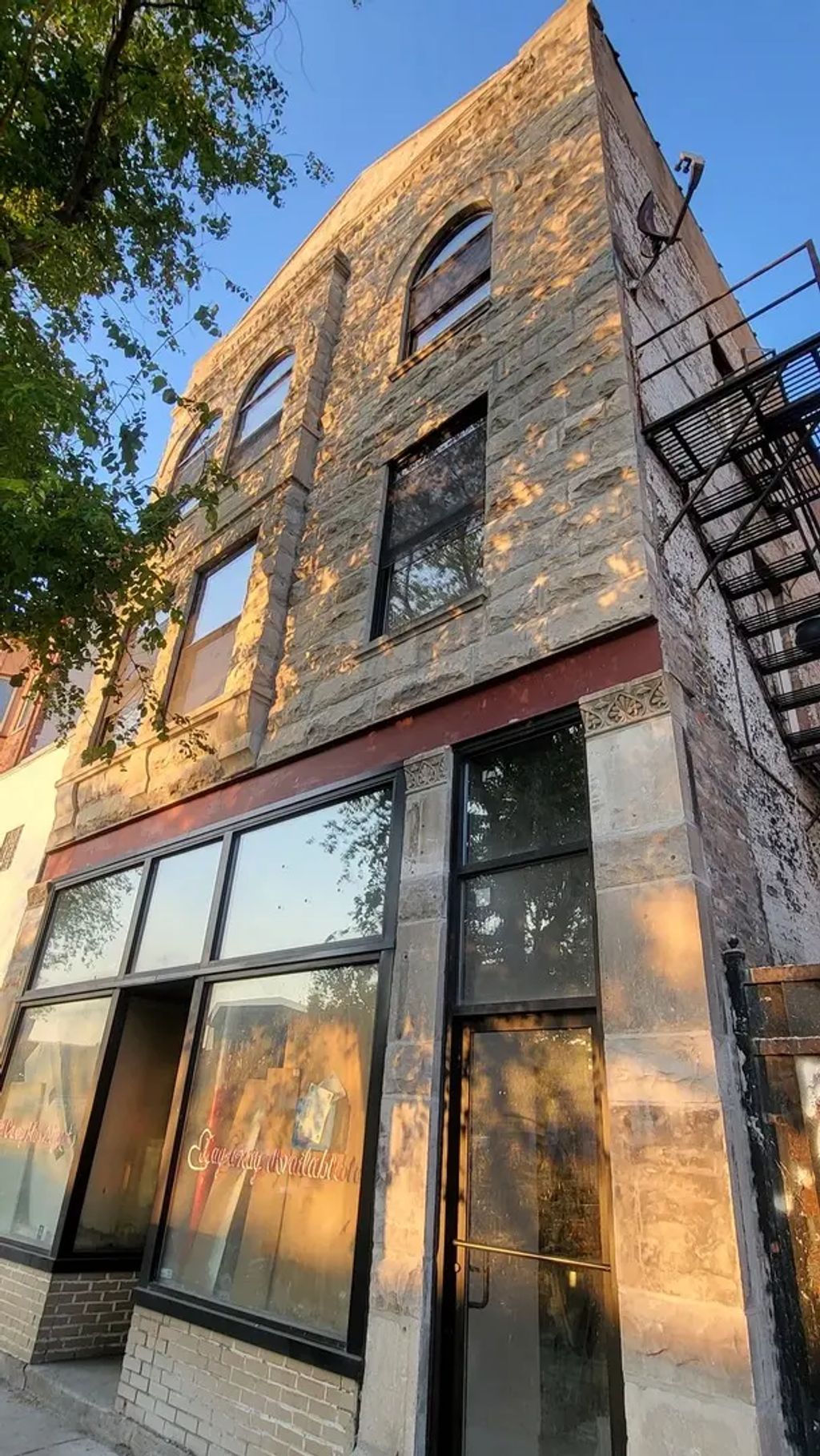 831 S Western Avenue Br, Chicago