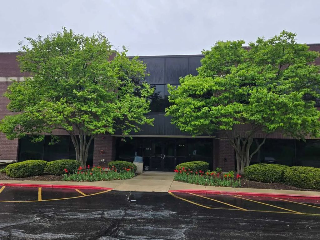 1700 Park Street 109, Naperville