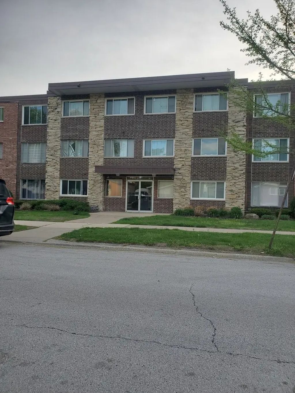10210 Washington Avenue 306, Oak Lawn