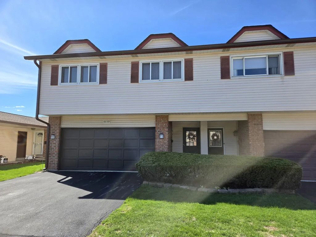 6839 Kingston Road, Tinley Park