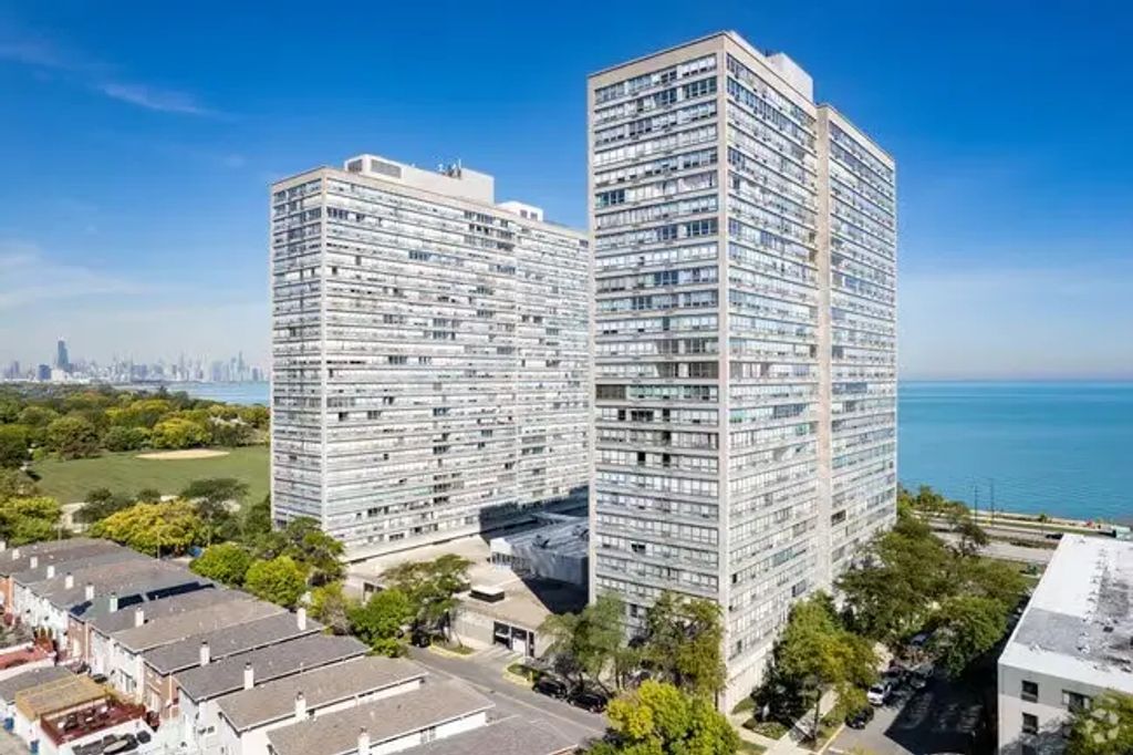 4800 S Chicago Beach Drive 203s, Chicago
