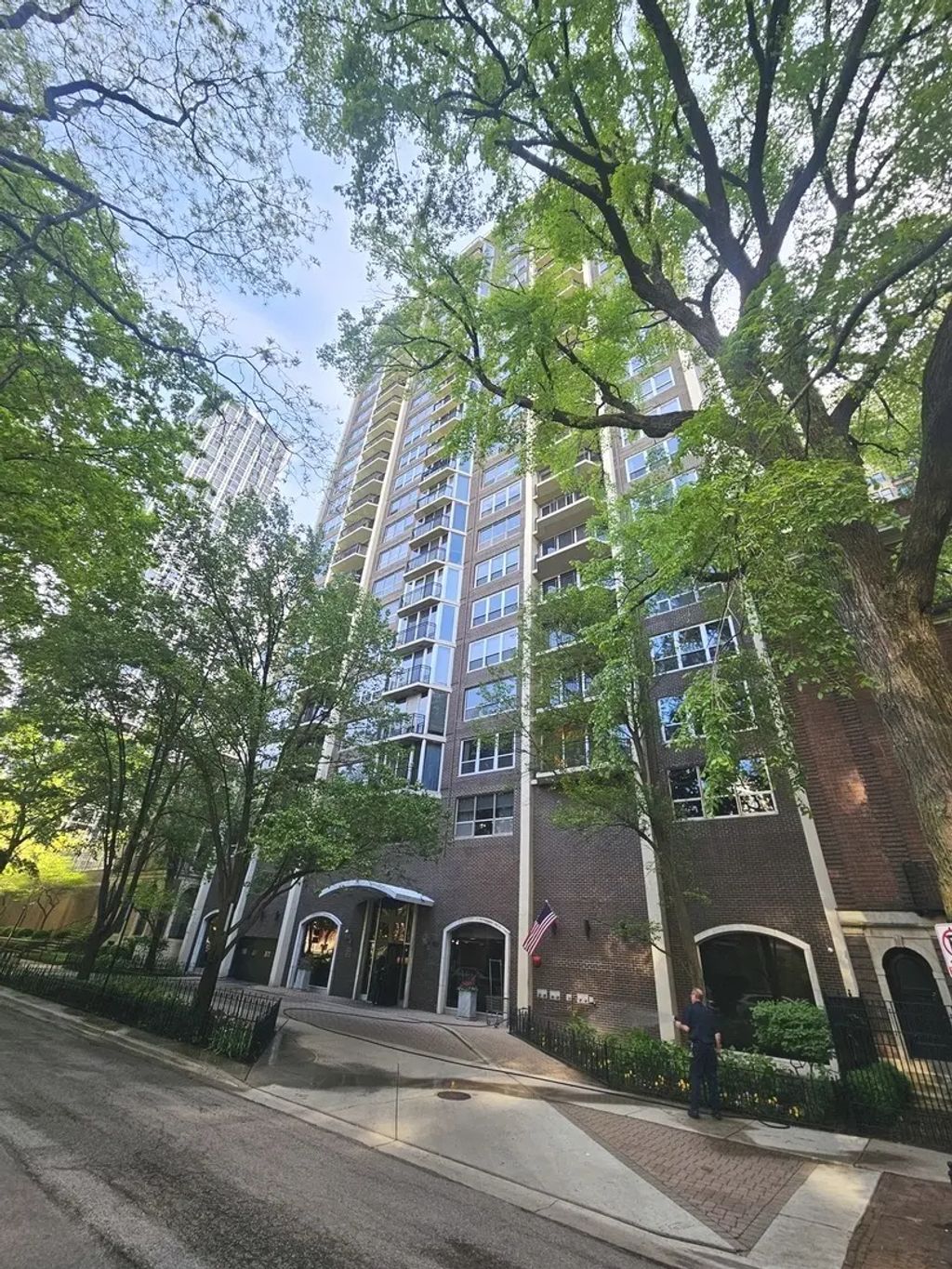 1515 N Astor Street 23bc, Chicago