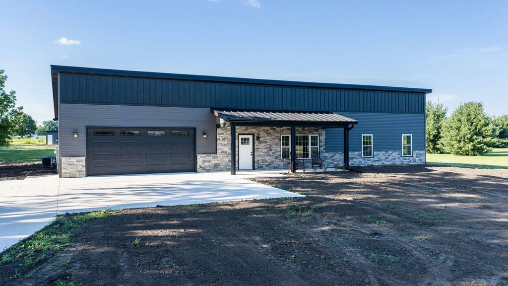 1854 W Backbone Road, Princeton