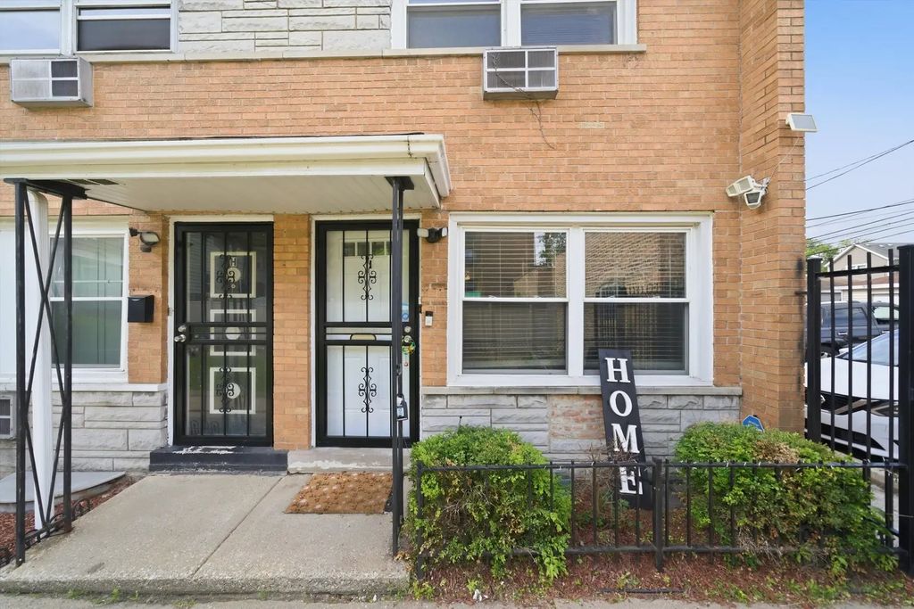 6950 S Cregier Avenue I, Chicago, 60649