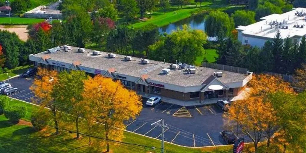 34491 N Old Walnut Circle, Gurnee