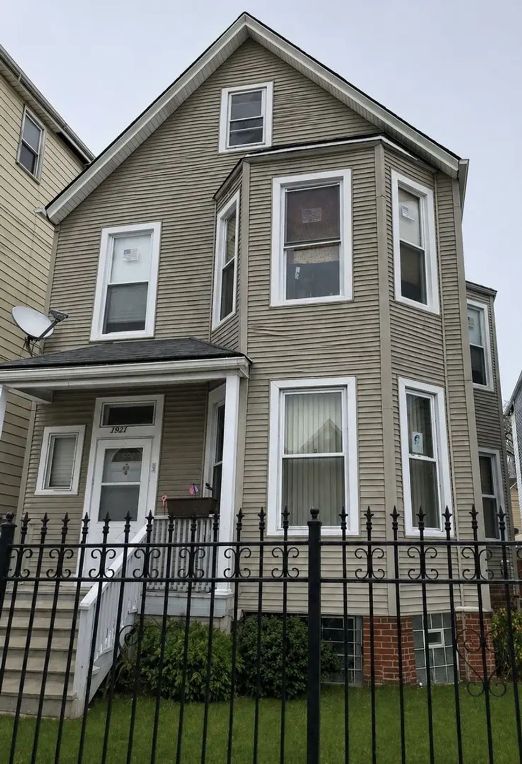 1921 N Pulaski Road 1, Chicago