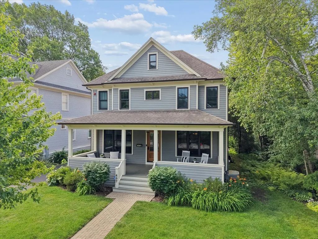 407 Mckinley Avenue, Libertyville