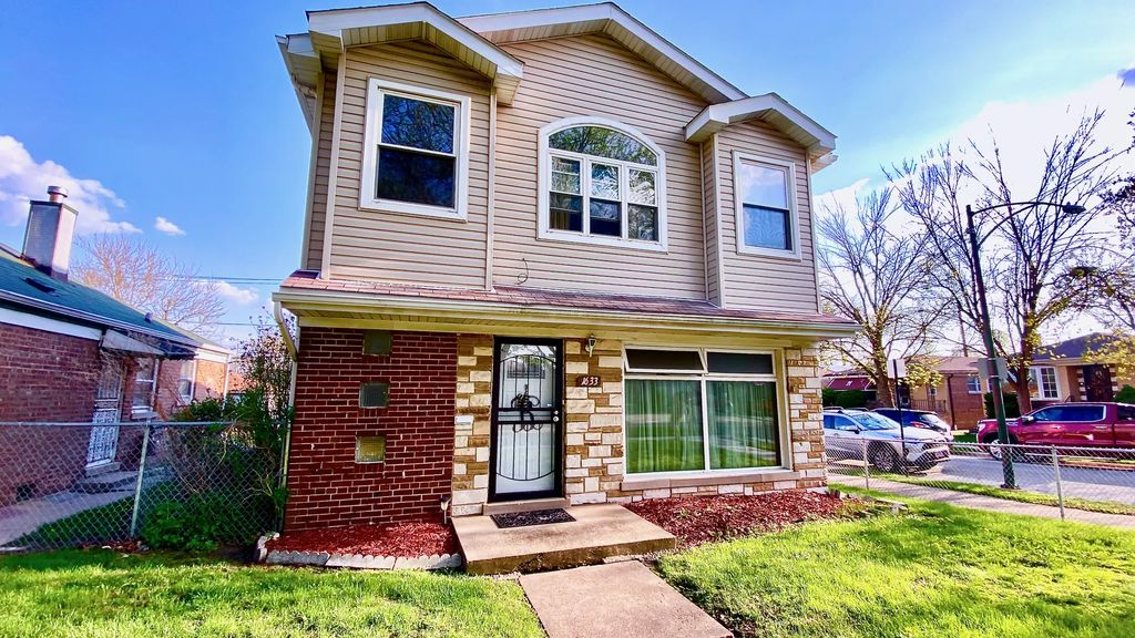 1633 E 93rd Street, Chicago