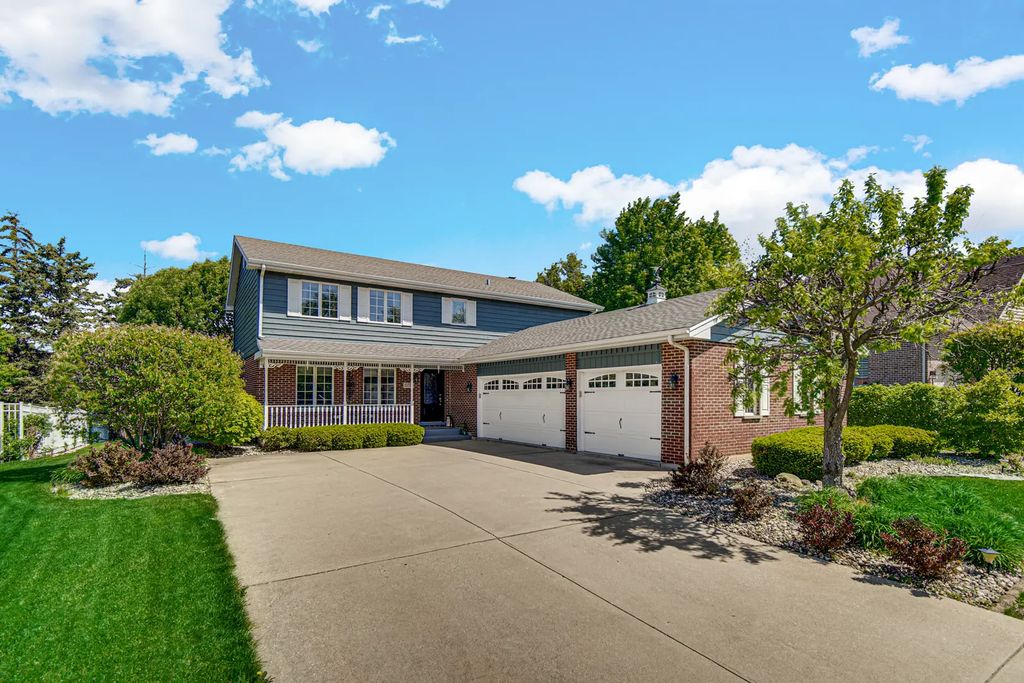 10700 Churchill Drive, Orland Park