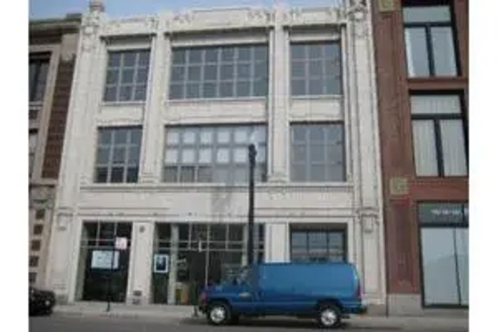 2251 S Michigan Avenue 330, Chicago