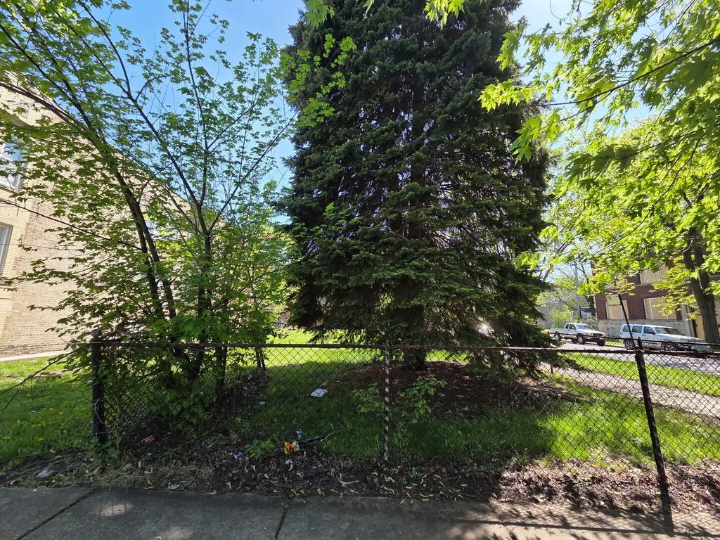 5545 S Wood Street, Chicago