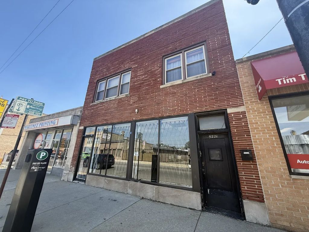 5221 W Belmont Avenue, Chicago