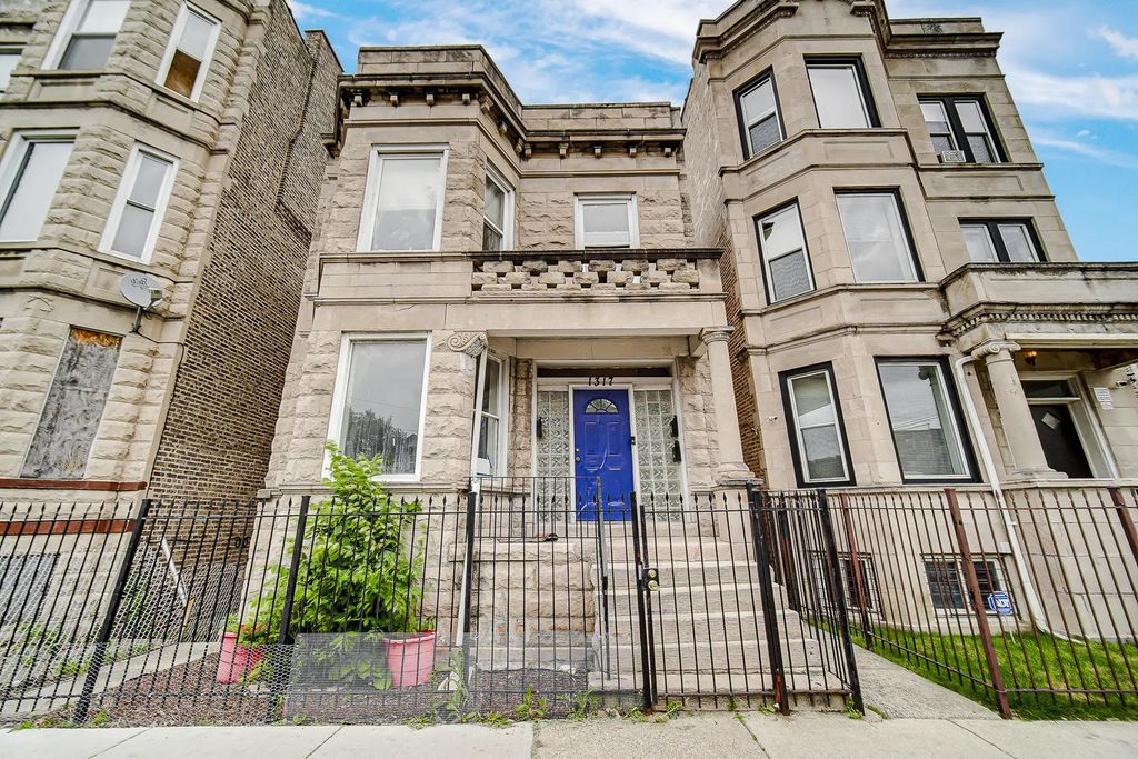 1317 S Homan Avenue, Chicago