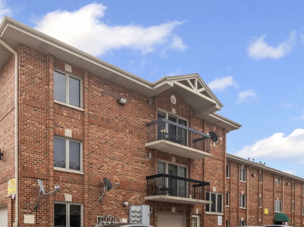 10710 Central Avenue 3d, Chicago Ridge