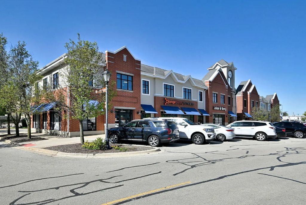 25 E Main Street 202, Roselle