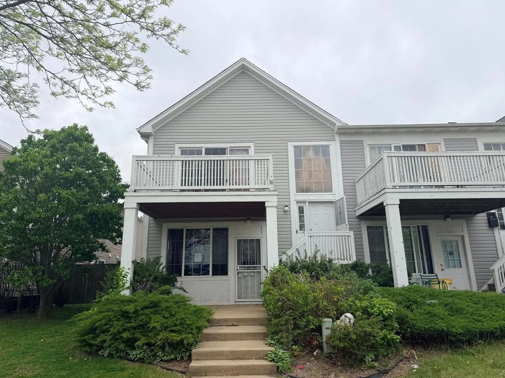 370 Main Street, Park Forest