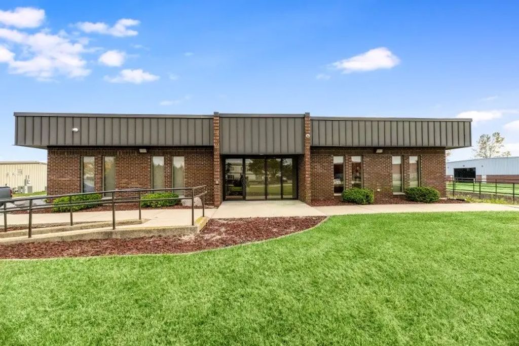9325 Gulfstream Road, Frankfort