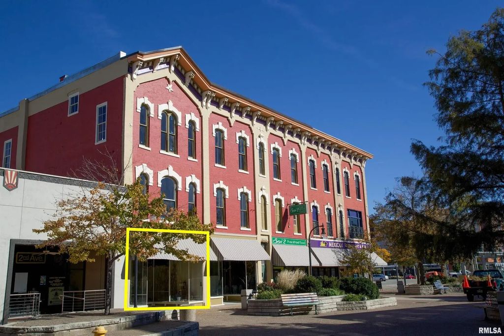 1821 2nd Avenue 1, Rock Island