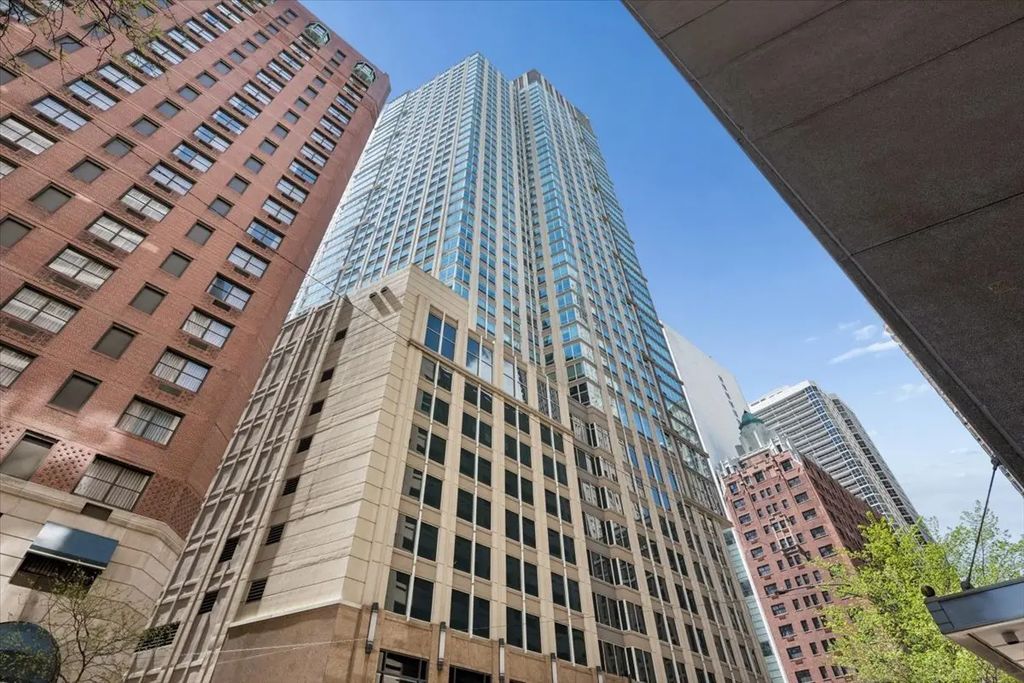 57 E Delaware Place 3804, Chicago, 60611